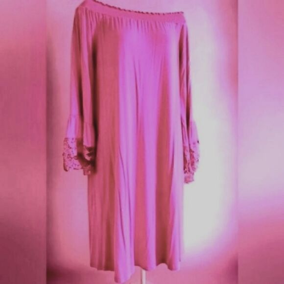 DRESS KATE & MALLORY Off The Shoulder Lace Bell Sleeves & Ruffle MIDI Silky MED - Picture 1 of 9